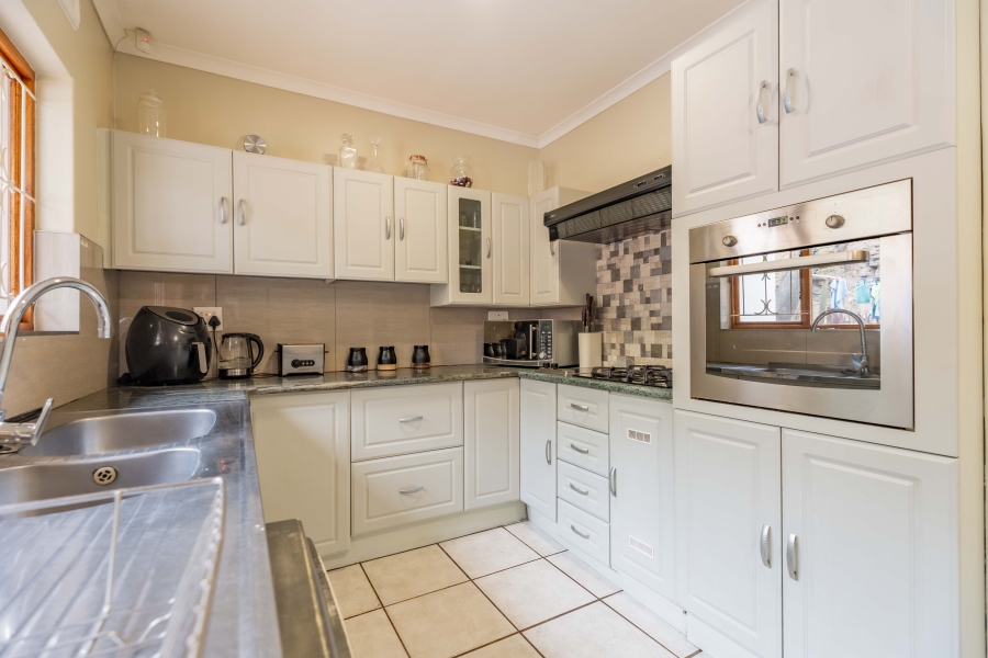 3 Bedroom Property for Sale in Queensburgh KwaZulu-Natal
