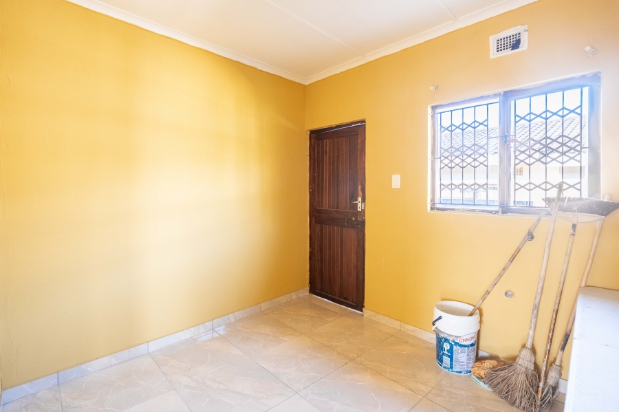 3 Bedroom Property for Sale in Lovu KwaZulu-Natal