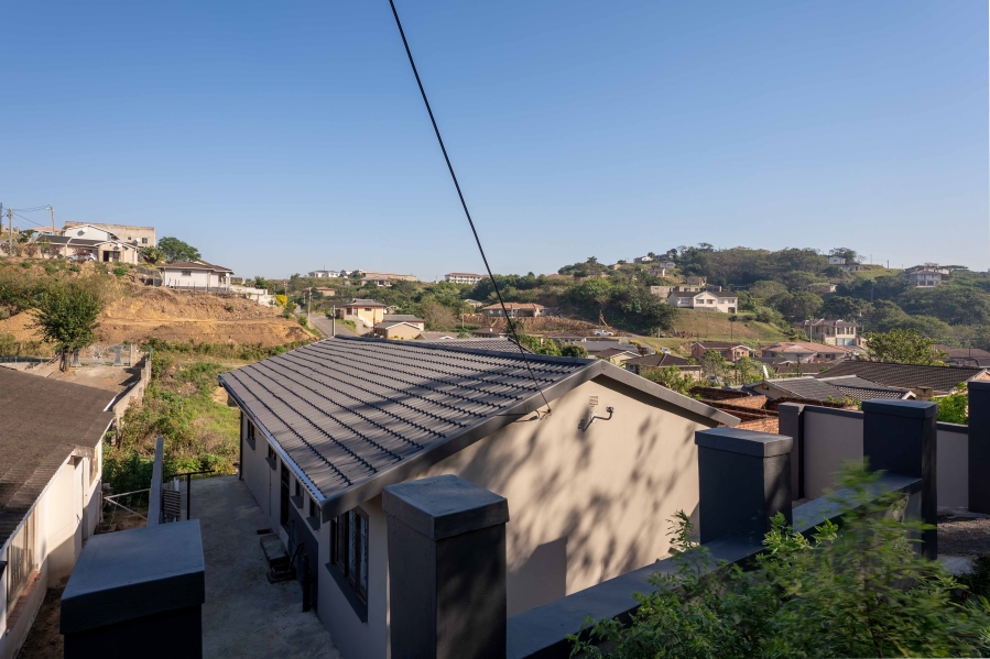 3 Bedroom Property for Sale in Lovu KwaZulu-Natal