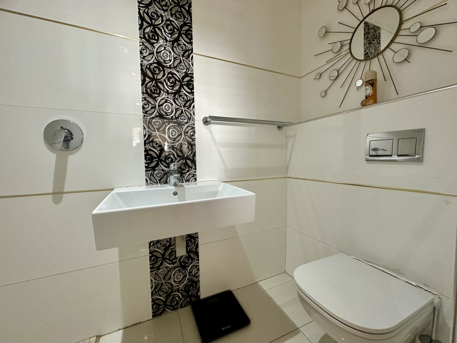 2 Bedroom Property for Sale in Ballito Central KwaZulu-Natal