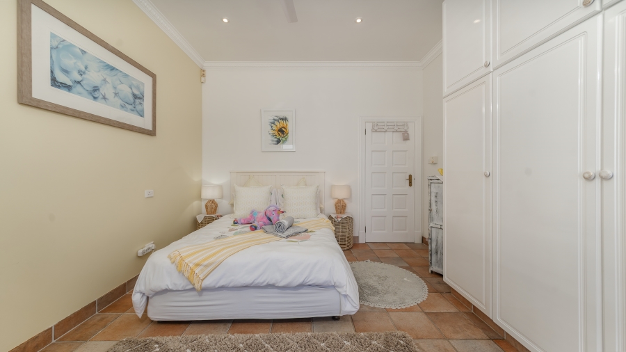 7 Bedroom Property for Sale in Sheffield Beach KwaZulu-Natal