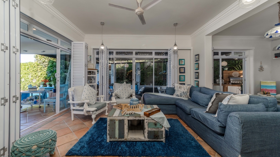 7 Bedroom Property for Sale in Sheffield Beach KwaZulu-Natal