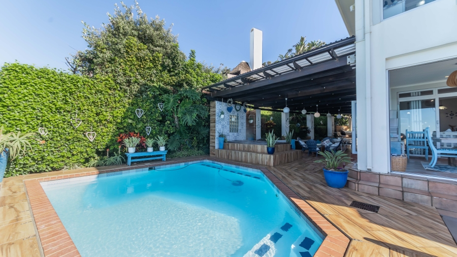7 Bedroom Property for Sale in Sheffield Beach KwaZulu-Natal