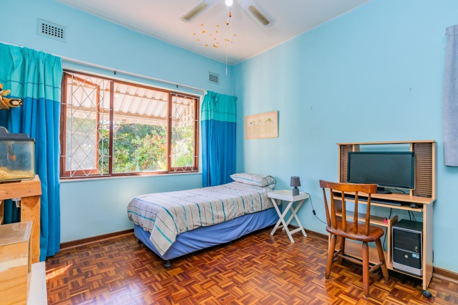 5 Bedroom Property for Sale in Ocean View KwaZulu-Natal
