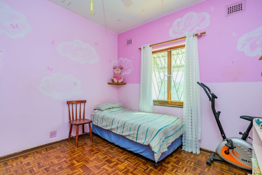 5 Bedroom Property for Sale in Ocean View KwaZulu-Natal