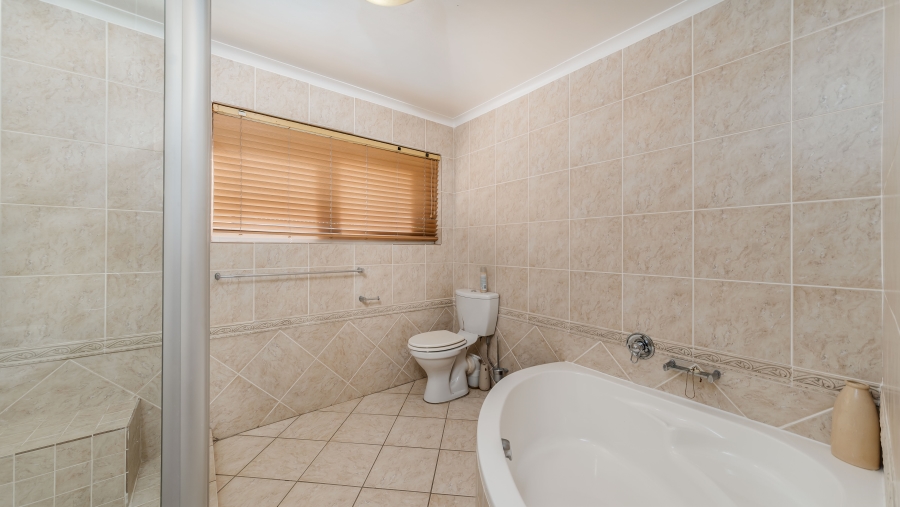3 Bedroom Property for Sale in Sheffield Beach KwaZulu-Natal