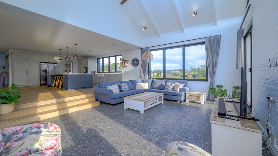 5 Bedroom Property for Sale in Springvale Country Estate KwaZulu-Natal