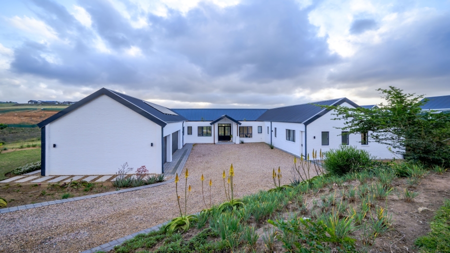 5 Bedroom Property for Sale in Springvale Country Estate KwaZulu-Natal