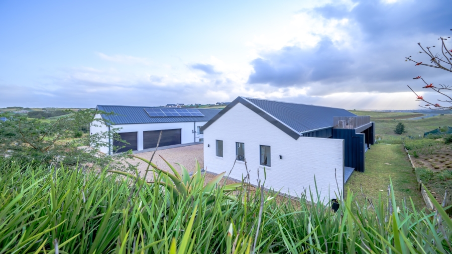5 Bedroom Property for Sale in Springvale Country Estate KwaZulu-Natal