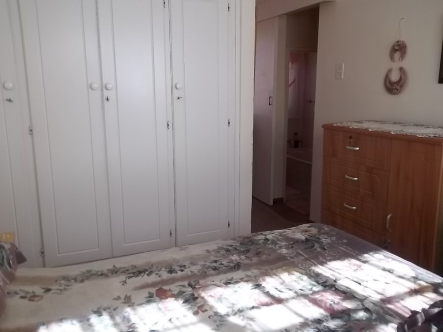 2 Bedroom Property for Sale in Aviary Hill KwaZulu-Natal