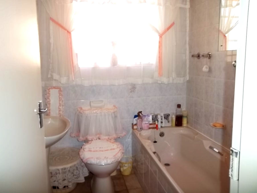 2 Bedroom Property for Sale in Aviary Hill KwaZulu-Natal