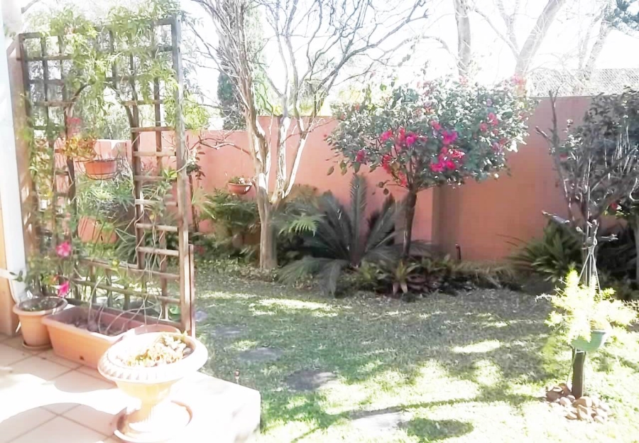 2 Bedroom Property for Sale in Aviary Hill KwaZulu-Natal
