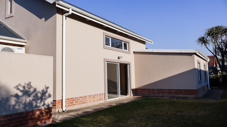 3 Bedroom Property for Sale in Greendale KwaZulu-Natal