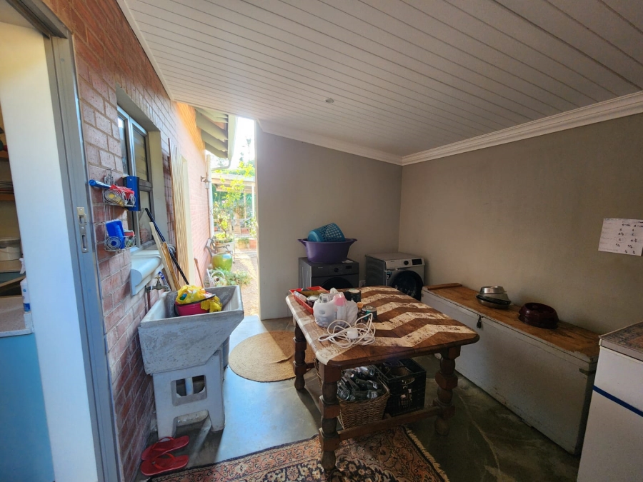 To Let 3 Bedroom Property for Rent in Assagay KwaZulu-Natal