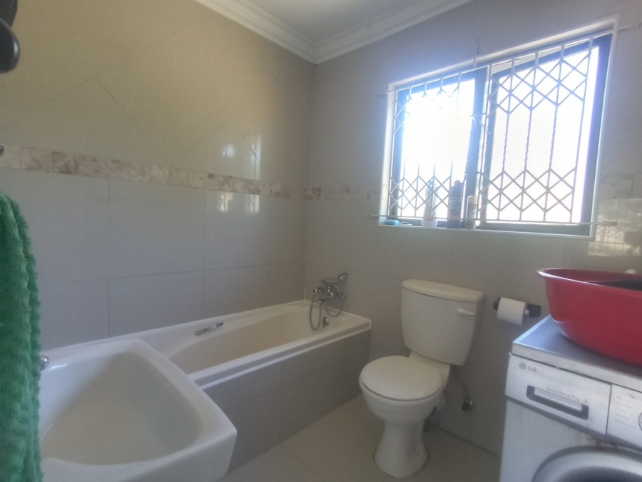 3 Bedroom Property for Sale in Escombe KwaZulu-Natal