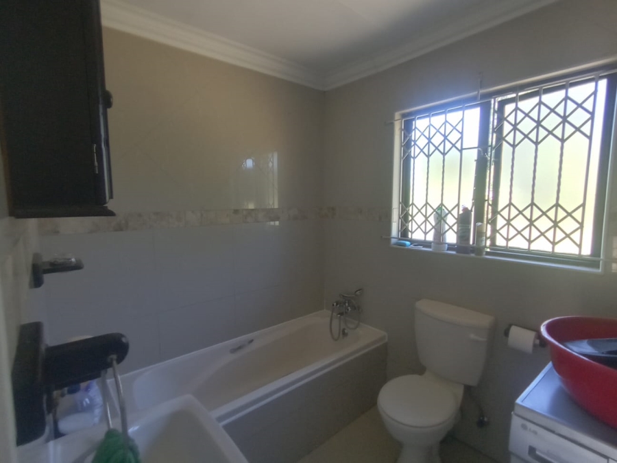 3 Bedroom Property for Sale in Escombe KwaZulu-Natal
