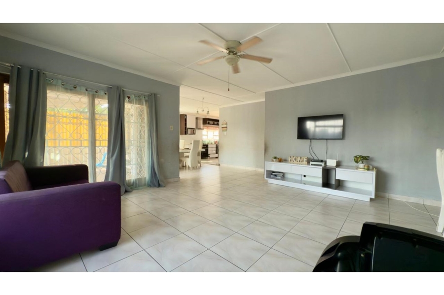 3 Bedroom Property for Sale in Carrington Heights KwaZulu-Natal
