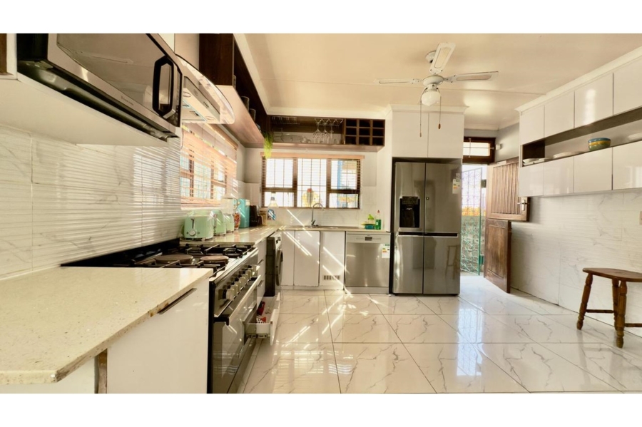 3 Bedroom Property for Sale in Carrington Heights KwaZulu-Natal