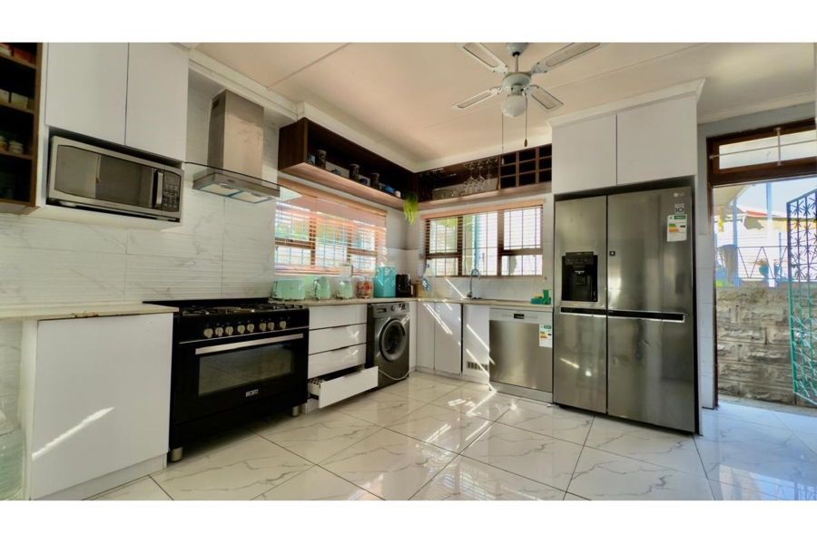 3 Bedroom Property for Sale in Carrington Heights KwaZulu-Natal
