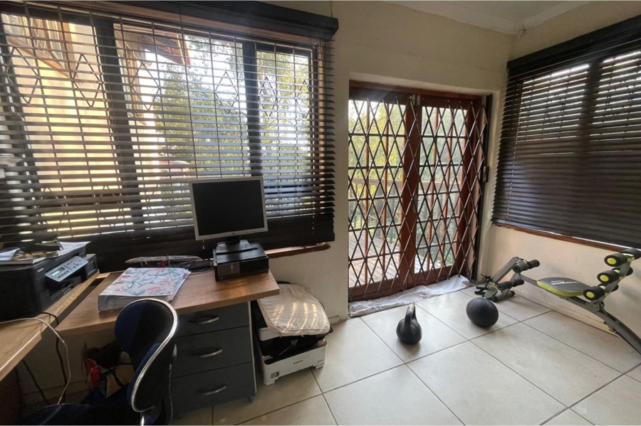 3 Bedroom Property for Sale in Carrington Heights KwaZulu-Natal