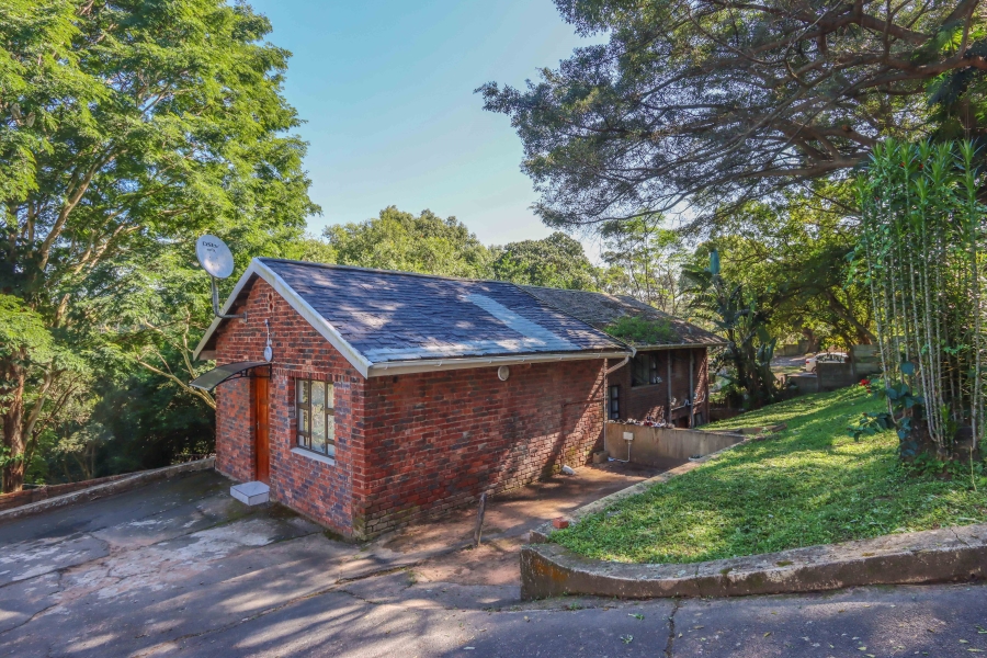 4 Bedroom Property for Sale in Cowies Hill KwaZulu-Natal