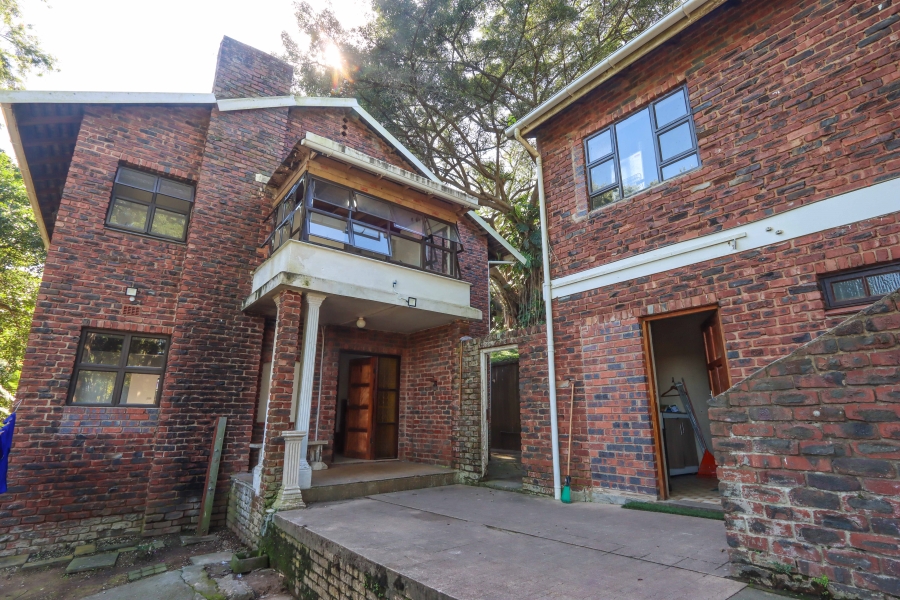 4 Bedroom Property for Sale in Cowies Hill KwaZulu-Natal