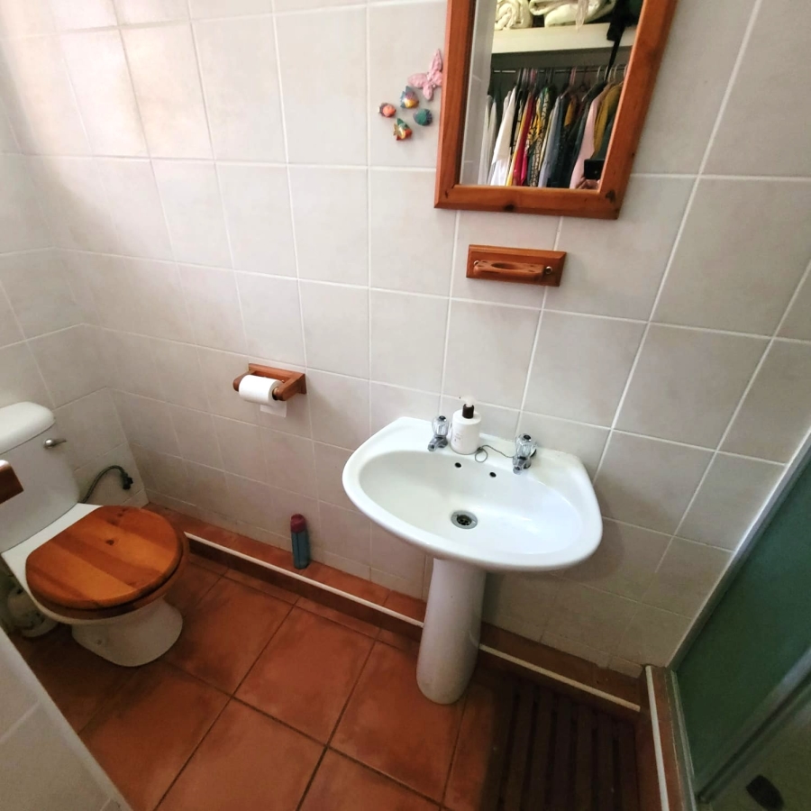 5 Bedroom Property for Sale in Northdene KwaZulu-Natal
