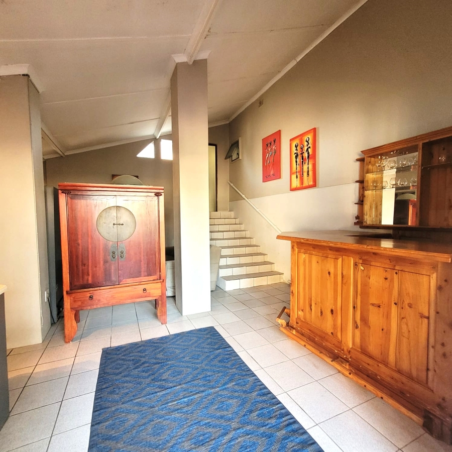 5 Bedroom Property for Sale in Northdene KwaZulu-Natal