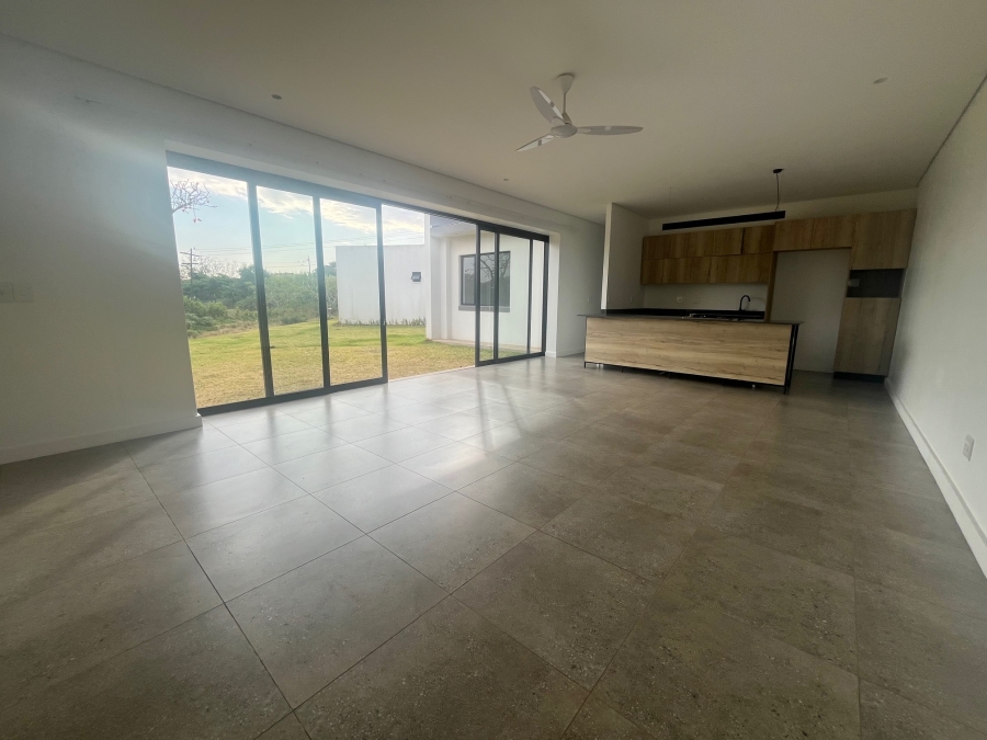 To Let 3 Bedroom Property for Rent in Sheffield Beach KwaZulu-Natal