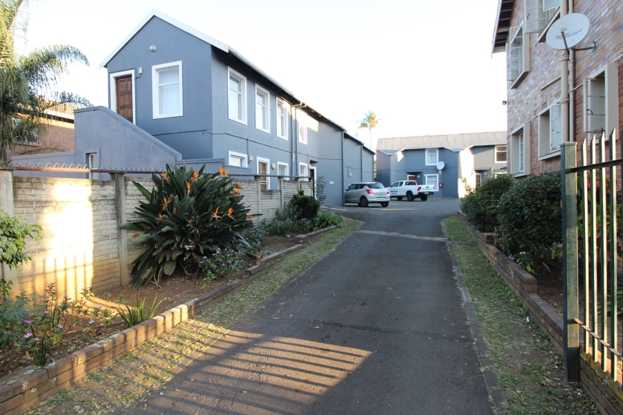 1 Bedroom Property for Sale in Scottsville KwaZulu-Natal