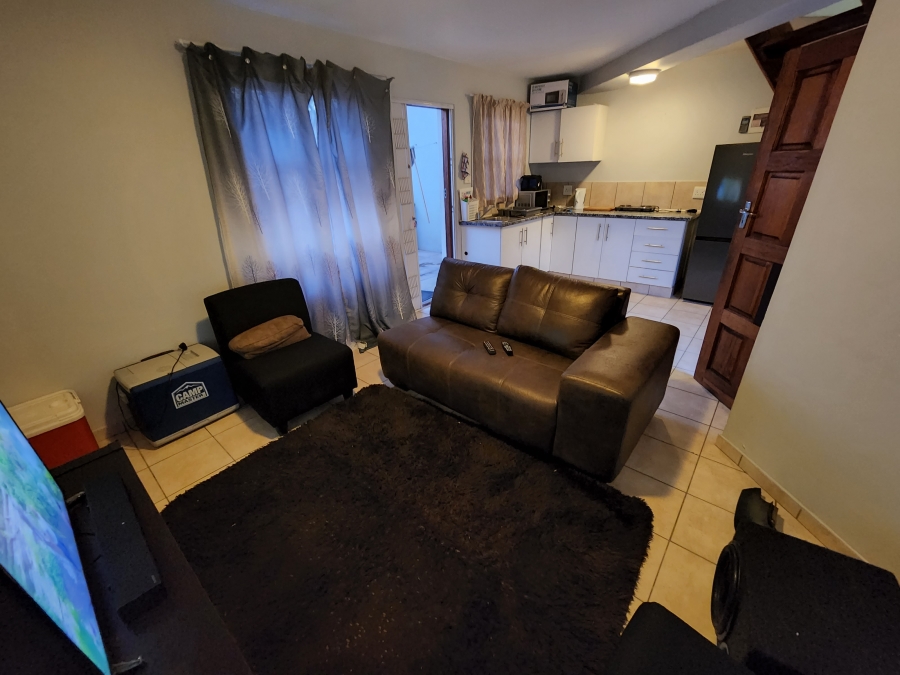 1 Bedroom Property for Sale in Scottsville KwaZulu-Natal