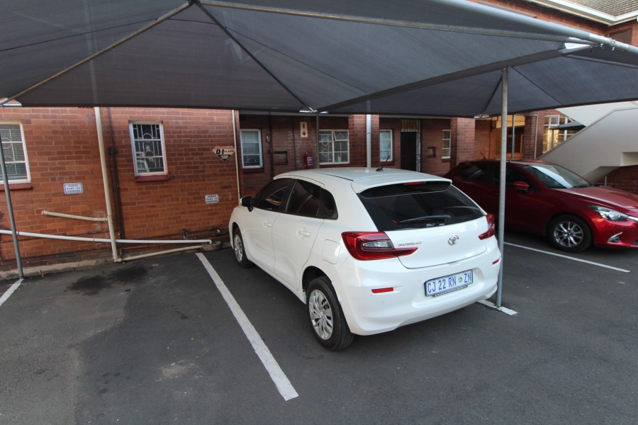 1 Bedroom Property for Sale in Scottsville KwaZulu-Natal