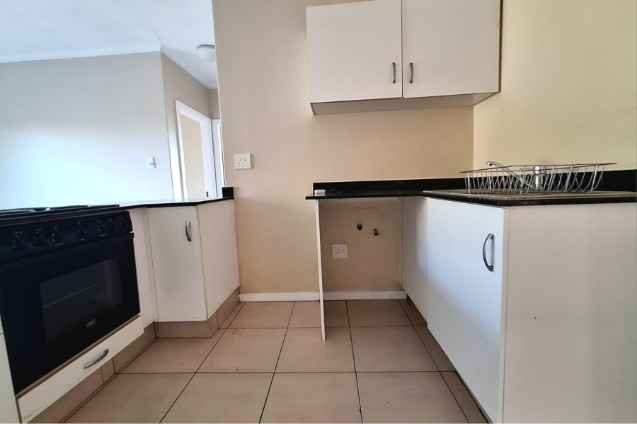 To Let 2 Bedroom Property for Rent in Manor Estates KwaZulu-Natal