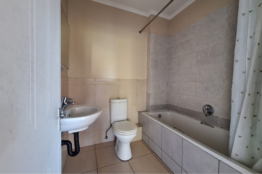 To Let 2 Bedroom Property for Rent in Manor Estates KwaZulu-Natal