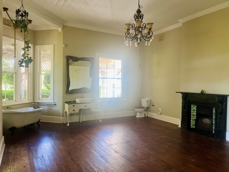 5 Bedroom Property for Sale in Chase Valley KwaZulu-Natal