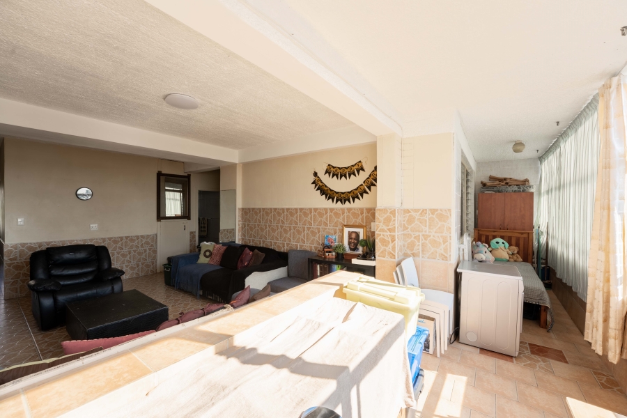 2 Bedroom Property for Sale in Amanzimtoti KwaZulu-Natal