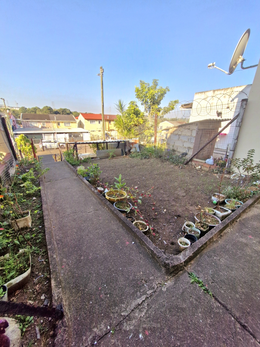 2 Bedroom Property for Sale in Grove End KwaZulu-Natal