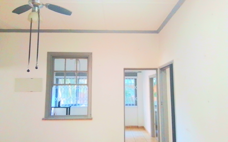 To Let 2 Bedroom Property for Rent in Margate KwaZulu-Natal