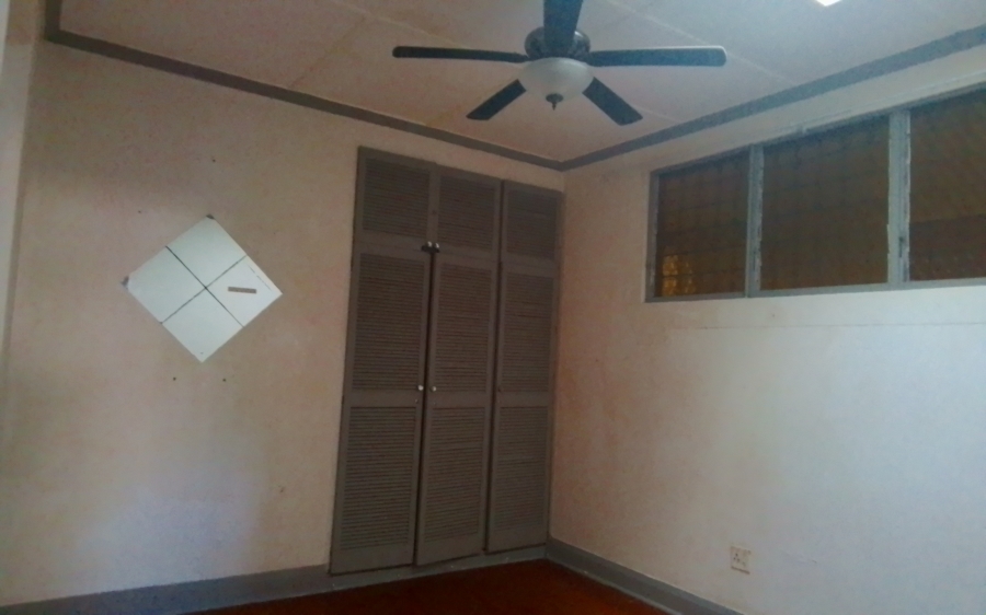 To Let 2 Bedroom Property for Rent in Margate KwaZulu-Natal