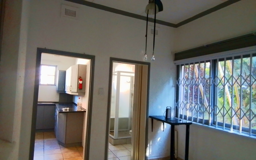 To Let 2 Bedroom Property for Rent in Margate KwaZulu-Natal