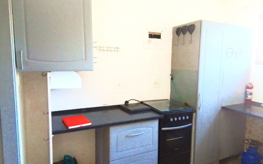 To Let 2 Bedroom Property for Rent in Margate KwaZulu-Natal