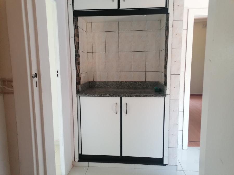 To Let 1 Bedroom Property for Rent in Pinetown KwaZulu-Natal