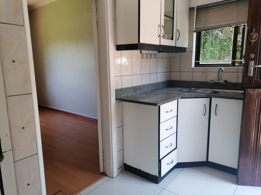 To Let 1 Bedroom Property for Rent in Pinetown KwaZulu-Natal