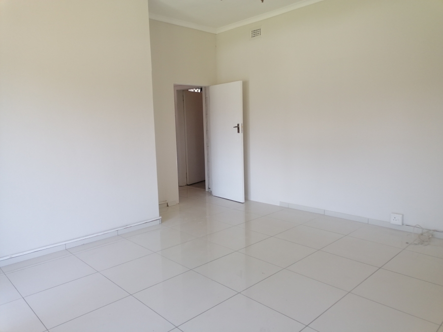 To Let 1 Bedroom Property for Rent in Pinetown KwaZulu-Natal