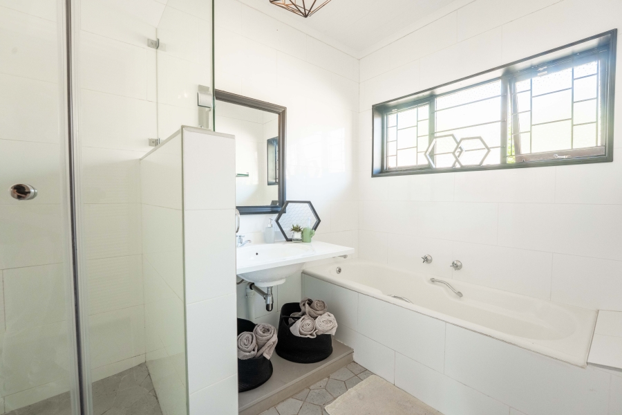 4 Bedroom Property for Sale in Amanzimtoti KwaZulu-Natal