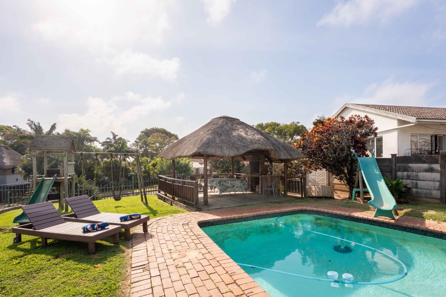 4 Bedroom Property for Sale in Amanzimtoti KwaZulu-Natal