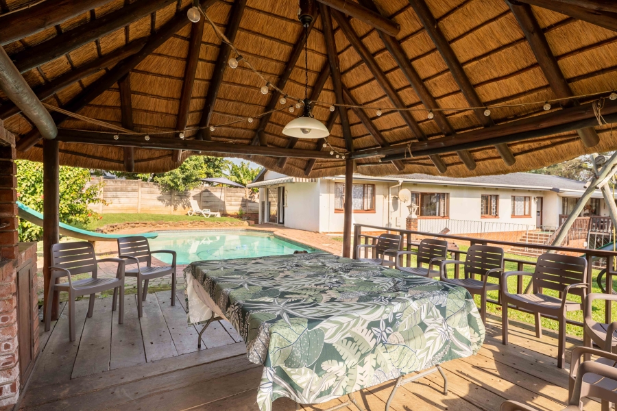 4 Bedroom Property for Sale in Amanzimtoti KwaZulu-Natal