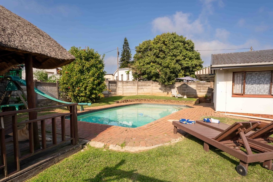 4 Bedroom Property for Sale in Amanzimtoti KwaZulu-Natal