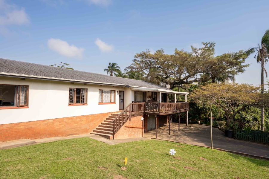 4 Bedroom Property for Sale in Amanzimtoti KwaZulu-Natal
