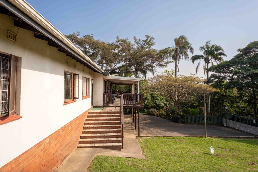 4 Bedroom Property for Sale in Amanzimtoti KwaZulu-Natal